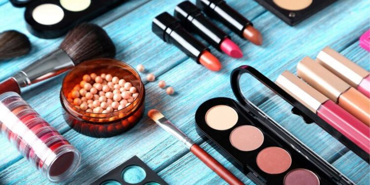 Idei de produse cosmetice pe care le poti crea acasa