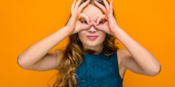 Probleme de vedere la copii: semne care te trimit la medic